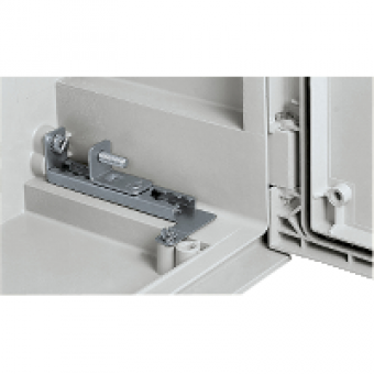 NSYDPLM200 - set of 4 step slides with brackets for adjustment of m.plate in PLM 43and 54, Schneider Electric